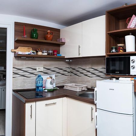 Apartmani Kamena Ruza ブドヴァ エクステリア 写真