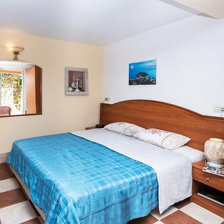 Apartmani Kamena Ruza ブドヴァ エクステリア 写真