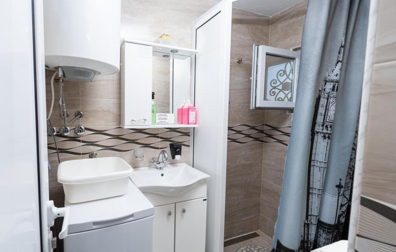 Apartmani Kamena Ruza ブドヴァ エクステリア 写真