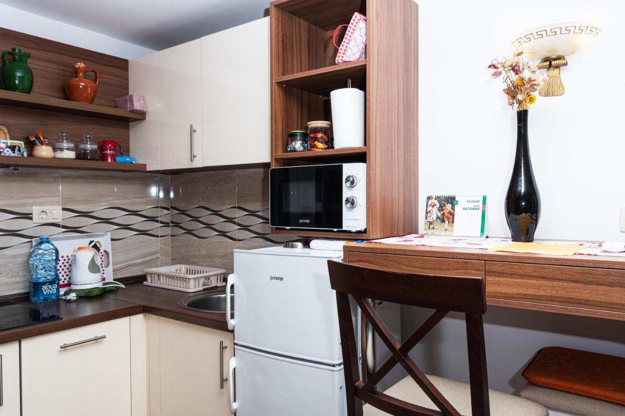 Apartmani Kamena Ruza ブドヴァ エクステリア 写真