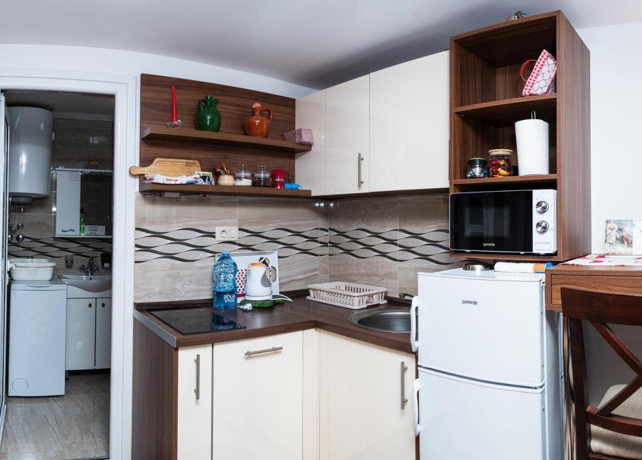 Apartmani Kamena Ruza ブドヴァ エクステリア 写真