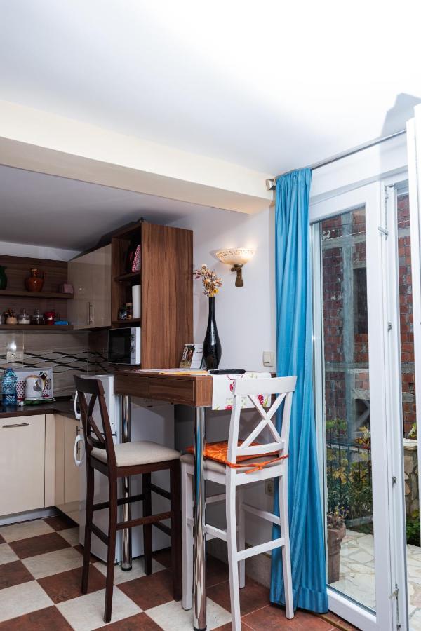 Apartmani Kamena Ruza ブドヴァ エクステリア 写真